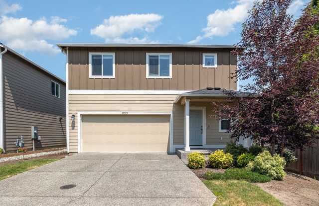 Charming 4‑Bed | 2.5‑Bath Home in Sultan $3,100 – Available August!
