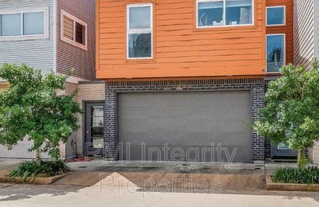 311 Highland Park Lane
