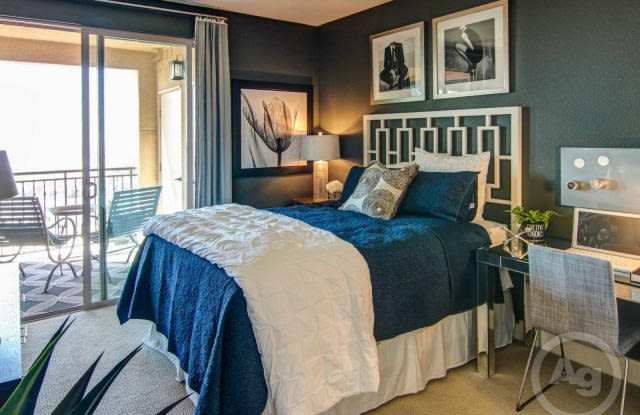 5945 Linda Vista Rd Unit A21