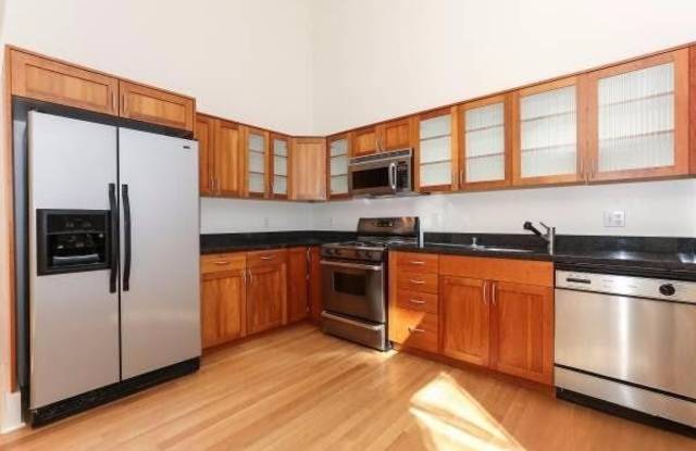 Photo of 520 6th Street