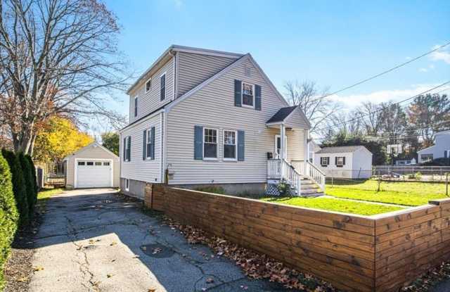 59 Dresser Ave