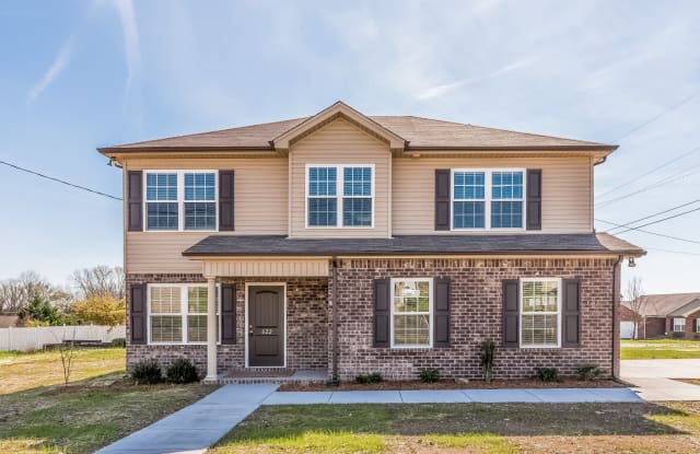 622 Big Hurricane Dr - 622 Big Hurricane Drive, La Vergne, TN 37086