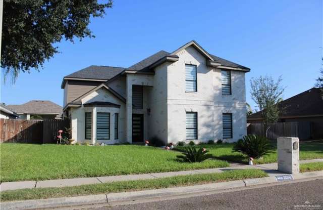 3010 Wisteria Avenue