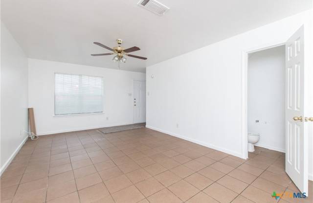 4207 Primrose Drive unit: D