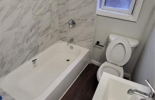 15733 Halliday Avenue