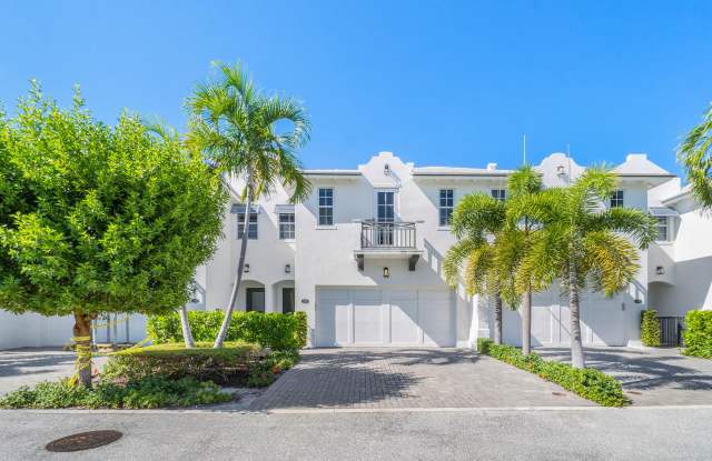1125 Kingston Lane