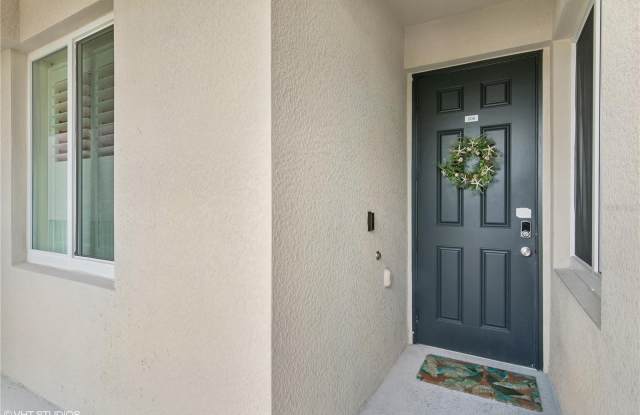 850 TIDEWATER SHORES LOOP
