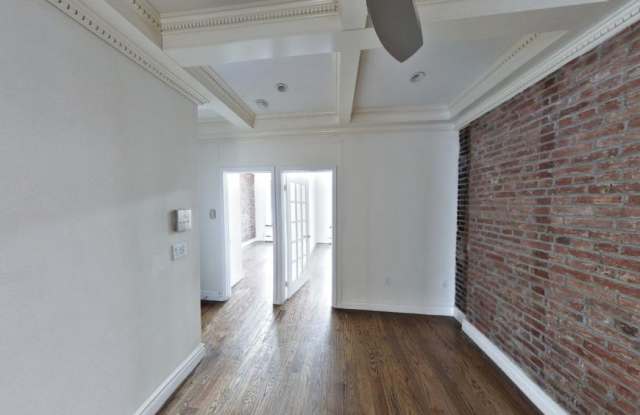 420 W 51st ST