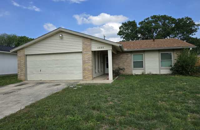 Photo of 1034 Cloverbrook