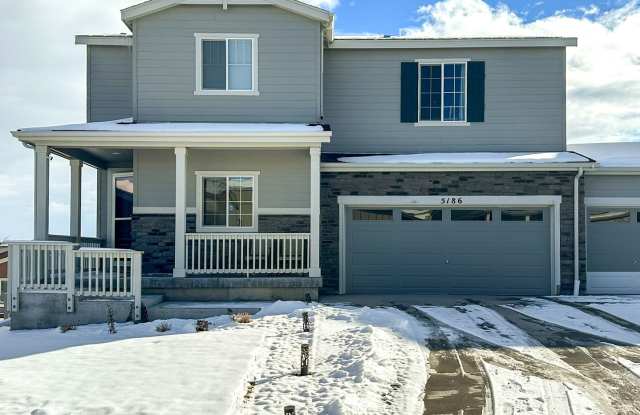 Grand 6bd 4ba Crystal Valley home with an in-law suite!!!