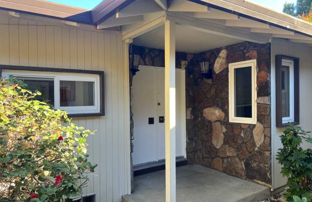 1265-1267 W. Washington Avenue