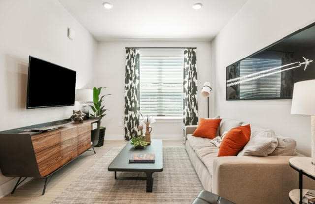 309 Mirrorton Ave Unit C22