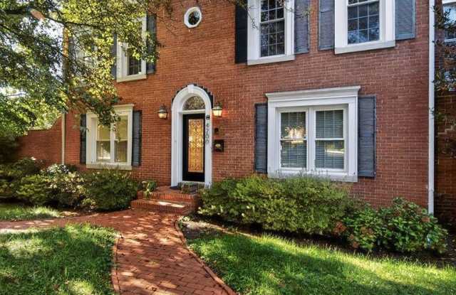 Photo of 4200 RIVER ROAD NW