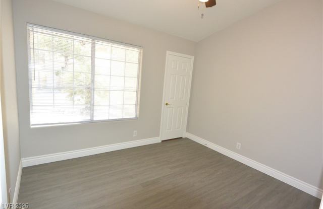 4913 FOREST OAKS Drive