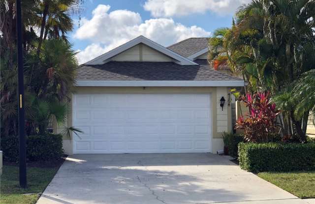 4208 Avian Avenue - 4208 Avian Ave, Fort Myers, FL 33916