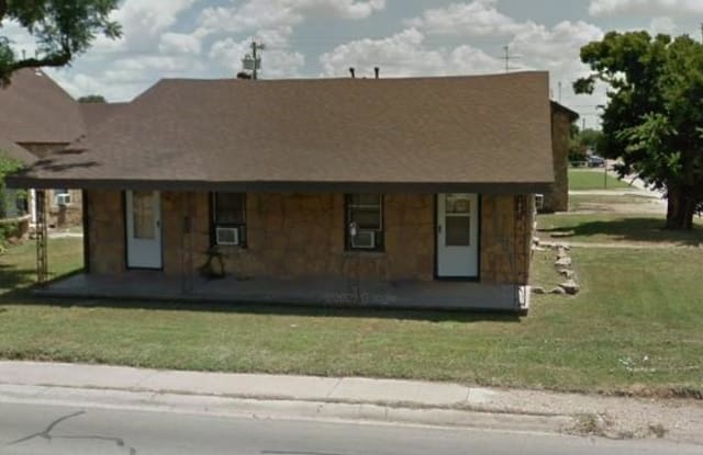 1861 S 14th Street - 1861 South 14th Street, Abilene, TX 79602