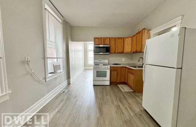 Photo of 2131 South Fairfield