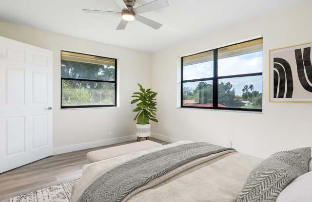 11477 NW 39th Court unit: 301-1