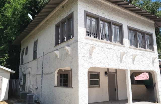 Photo of 139 S STONE ST