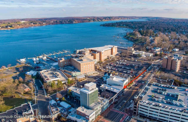 37 E Front Street unit: C