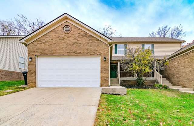 Photo of Beautifully updated 3 bedroom, 2.5 bath townhouse in a fantastic Lexington location!