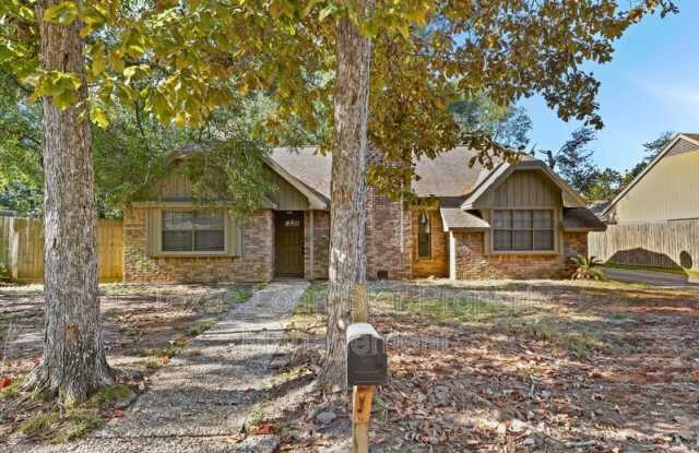 Photo of 208 Cliffbrook Lane