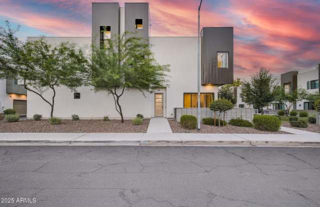 Photo of 5151 N 13TH Place