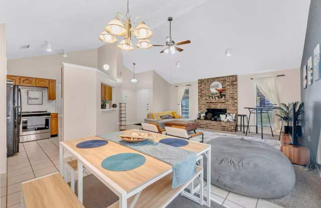 Room in 3 Bedroom Home at Wildwood Ridge