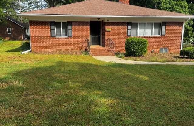 61 Winecoff Avenue Northeast