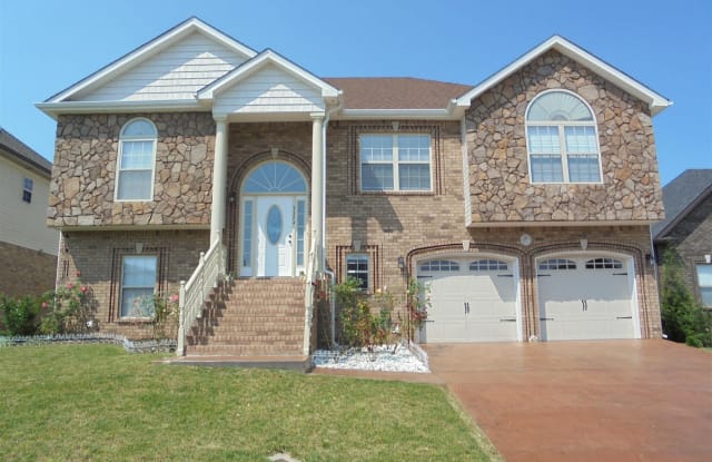 3324 Wiser Dr - 3324 Wiser Drive, Clarksville, TN 37042