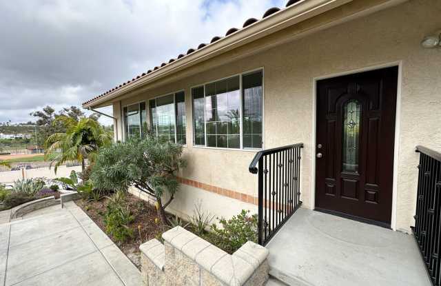 Immaculate 1500 sq. ft one-bedroom unit on private street in Vista! photos photos