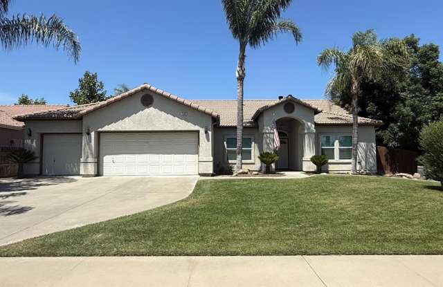 1548 W Hampton Circle
