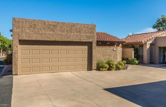 6454 N 77TH Place - 6454 North 77th Place, Scottsdale, AZ 85250