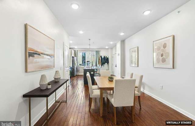 Photo of 1640 N 5TH Court unit: 29-Fl 1