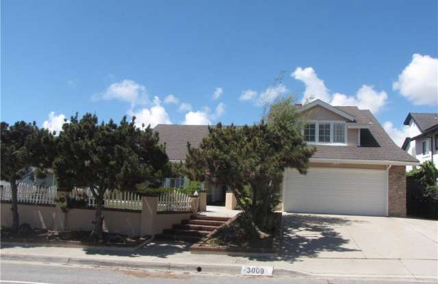 3009 Calle Frontera