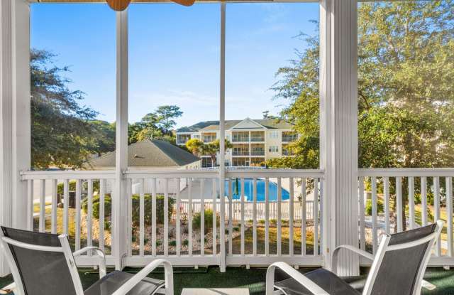 Spacious 3BR Condo in Gated Ocean Keyes