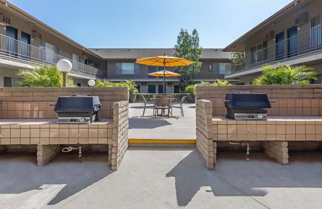 Buena La Vista Apartment Homes