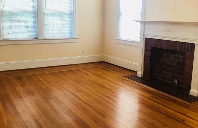 705 Market Street #2