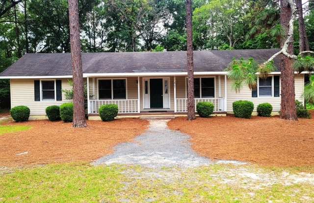 607 Longleaf Road