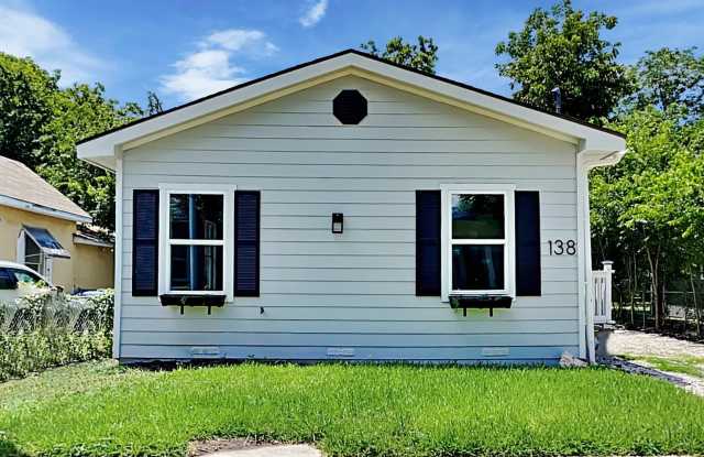 Photo of 138 Hess Street