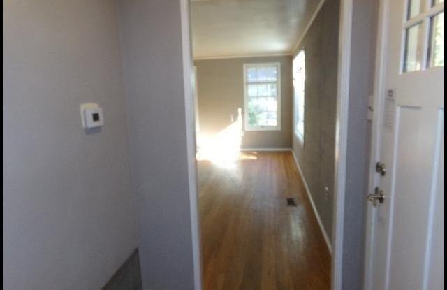 1400 S Taylor Street