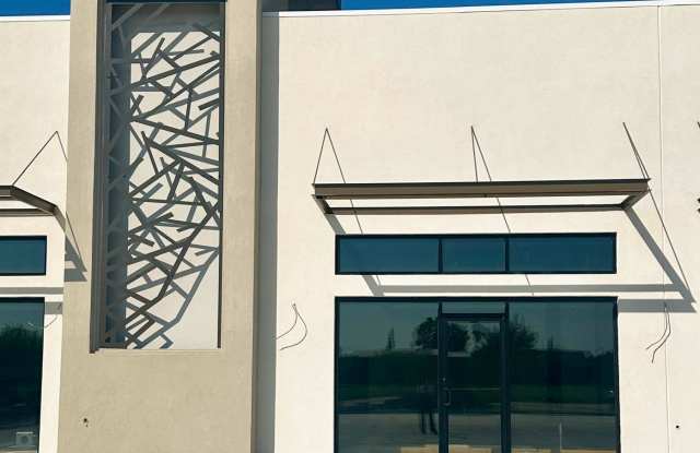 Photo of 5001 Pecan Blvd