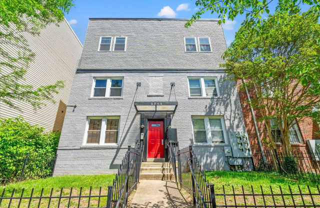 Photo of Chic 2BR/2BA Condo with Modern Finishes in Vibrant Trinidad