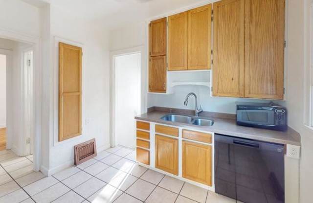 411 West Bowen Avenue