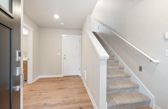 4 Bed | 3.5 Bathroom | 1800 Sq Ft | $3,650