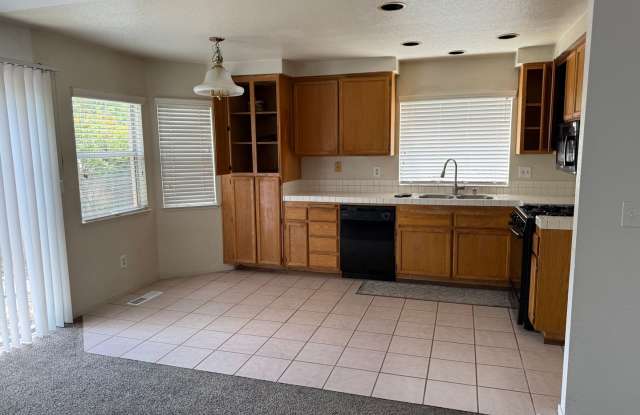 418 Kinsmill Court