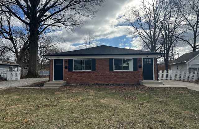 PRICE REDUCED: Now Showing 2 Bed/ 1 Bath Located at 503 E Pearl St. Greenwood, IN