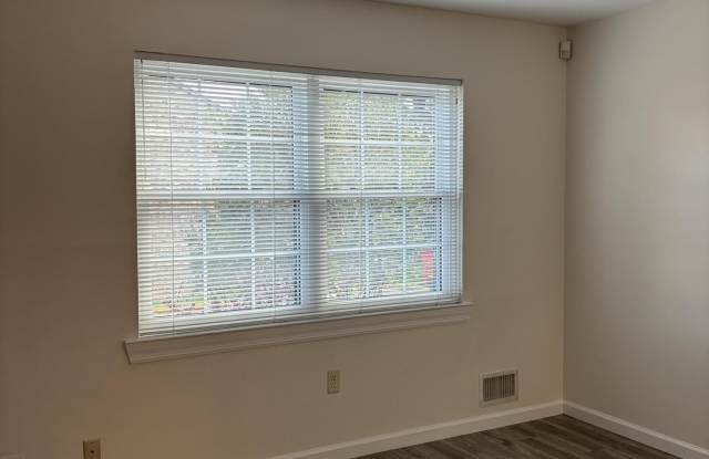 159 Village Green Way