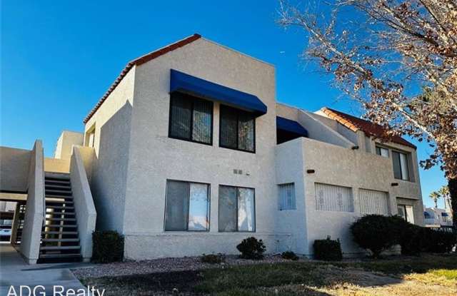 4360 Gannet Circle #17
