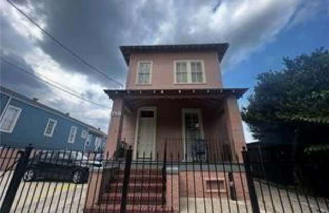 1431 ST ANDREW Street - 1431 Saint Andrew Street, New Orleans, LA 70130